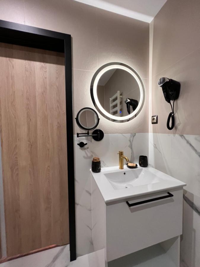Resto Inn - Smart Apartamenty Blisko Energylandii Polwies Extérieur photo
