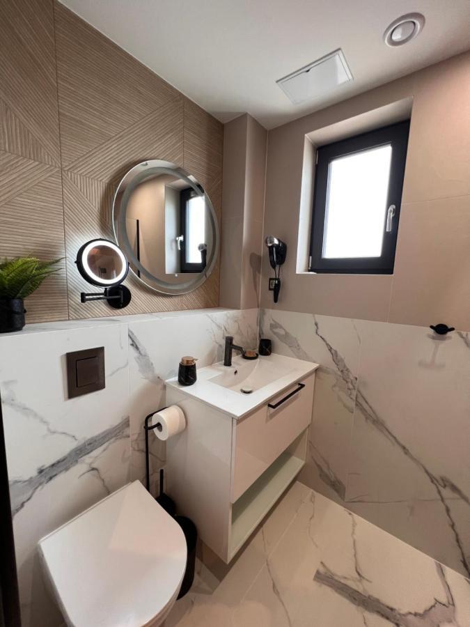 Resto Inn - Smart Apartamenty Blisko Energylandii Polwies Extérieur photo