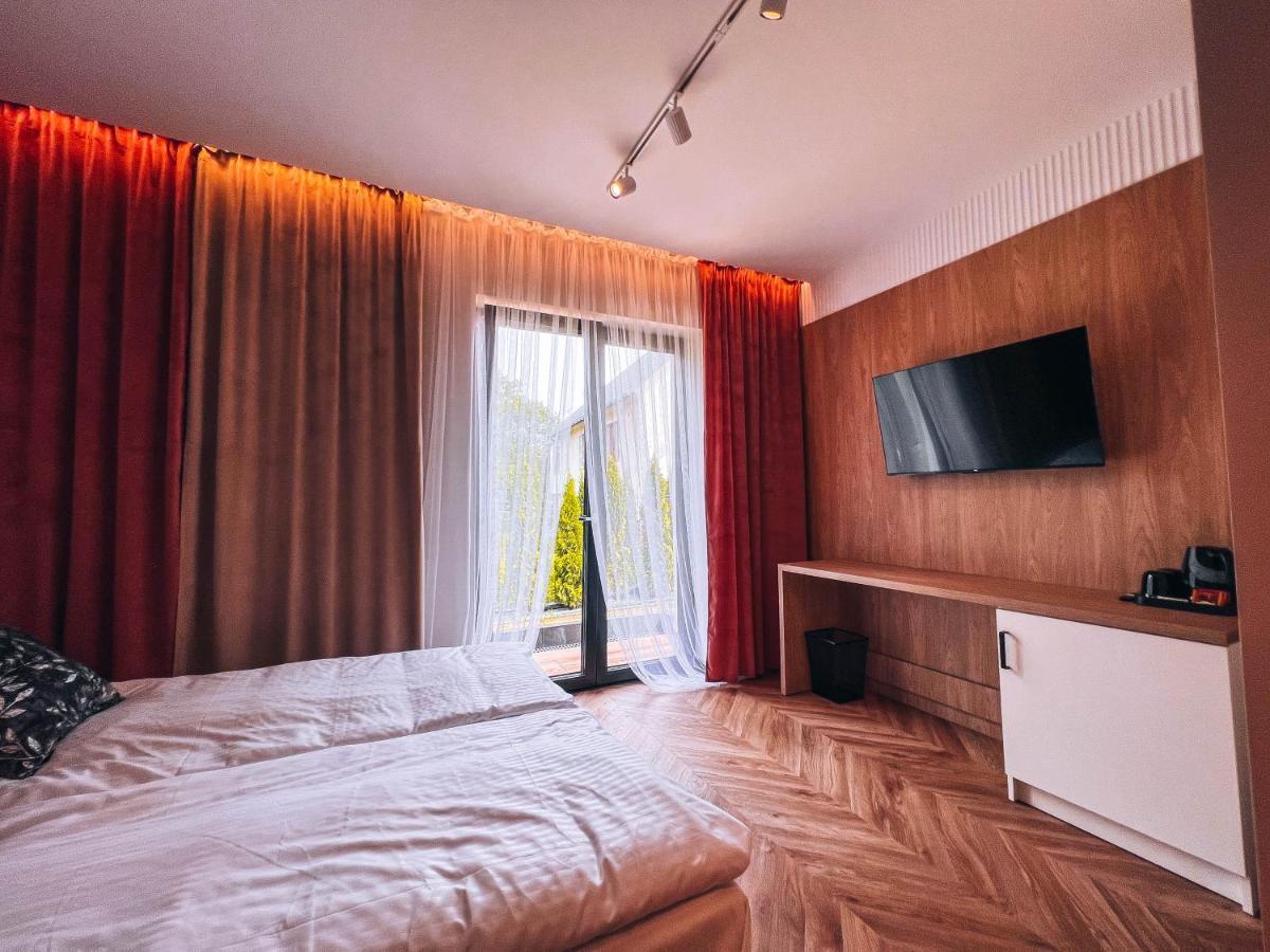 Resto Inn - Smart Apartamenty Blisko Energylandii Polwies Extérieur photo
