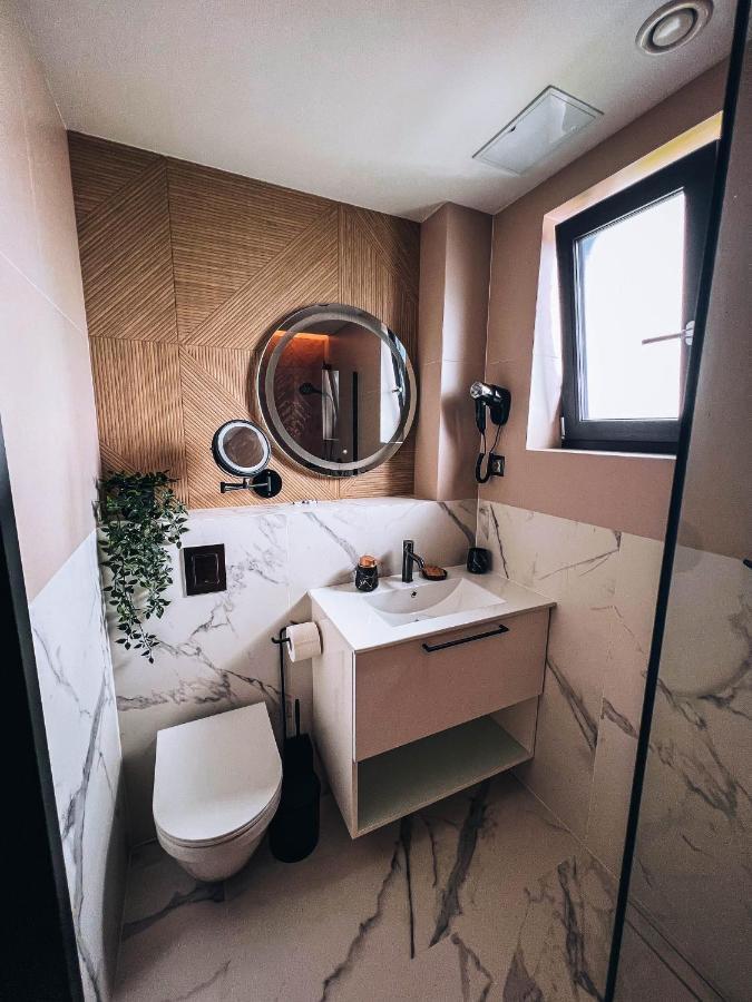 Resto Inn - Smart Apartamenty Blisko Energylandii Polwies Extérieur photo